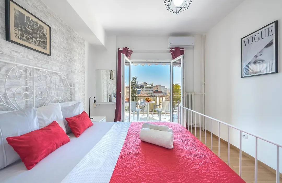 Superb Acropolis View 3Bd Apt In Historical Center-1