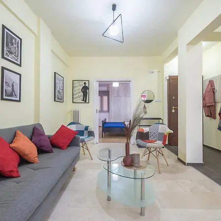 Superb Acropolis View 3Bd Apt In Historical Center-3