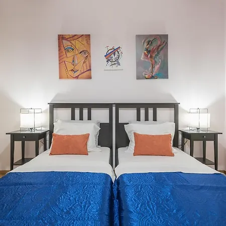 Superb Acropolis View 3Bd Apt In Historical Center-2